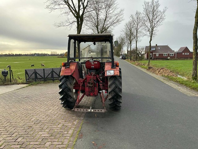 International 733 4x4 vierwielaangedreven landbouwtractor - afbeelding 23 van  25