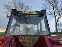 International 844-s vierwielaangedreven landbouwtractor - afbeelding 10 van  28