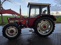 International 844-s vierwielaangedreven landbouwtractor - afbeelding 11 van  28