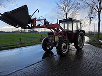International 844-s vierwielaangedreven landbouwtractor - afbeelding 22 van  28