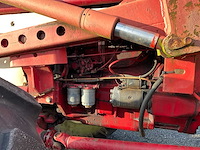 International 844as vierwielaangedreven landbouwtractor - afbeelding 12 van  38