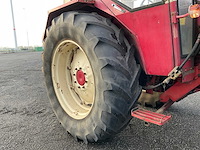 International 844as vierwielaangedreven landbouwtractor - afbeelding 26 van  38