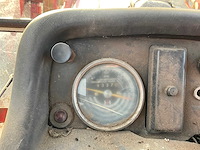 International 844as vierwielaangedreven landbouwtractor - afbeelding 35 van  38