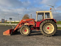 International 844as vierwielaangedreven landbouwtractor - afbeelding 3 van  38