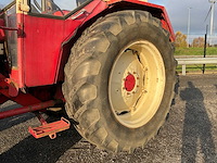 International 844as vierwielaangedreven landbouwtractor - afbeelding 9 van  38