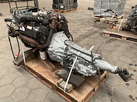International b235 7,3liter dieselmotor - afbeelding 5 van  8