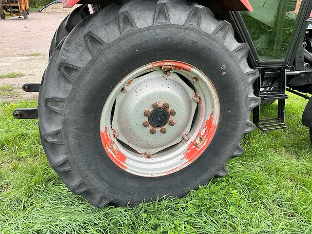 International case 1394 tweewielaangedreven landbouwtractor - afbeelding 23 van  43