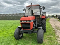 International case 1394 tweewielaangedreven landbouwtractor - afbeelding 8 van  43