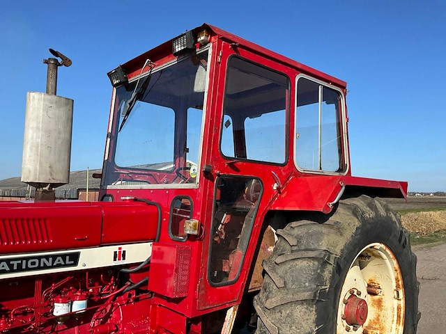 International harvester 1246 turbo tweewielaangedreven landbouwtractor - afbeelding 10 van  36
