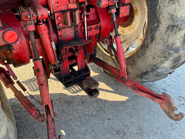 International harvester 1246 turbo tweewielaangedreven landbouwtractor - afbeelding 14 van  36