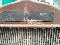 International harvester oldtimer tractor - afbeelding 20 van  25