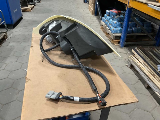 International koplamp (2x) - afbeelding 1 van  6