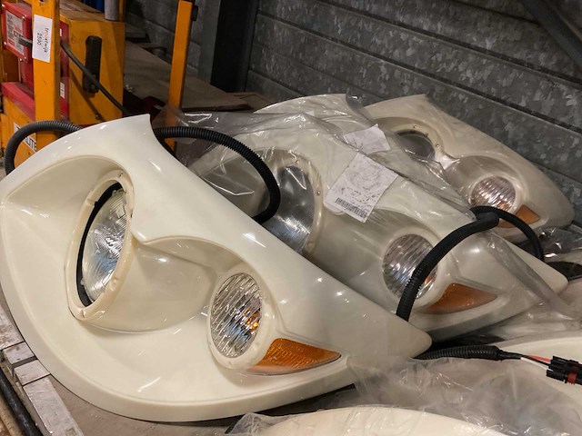 International koplamp (4x) - afbeelding 4 van  6