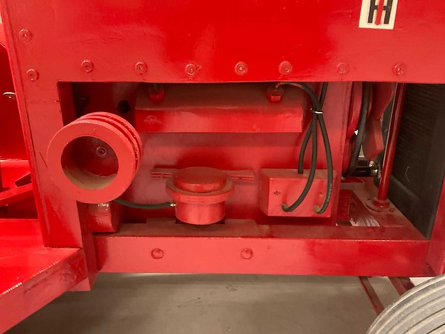 International kunstwerk oldtimer tractor - afbeelding 5 van  17