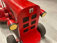 International kunstwerk oldtimer tractor - afbeelding 6 van  17