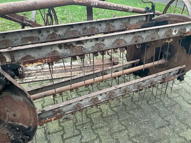 International/ mc cormick - 1953 - pb 1 - antieke hooimachine - afbeelding 6 van  8