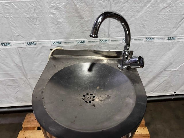 Intersan - stainles steel - water fontain - afbeelding 2 van  7