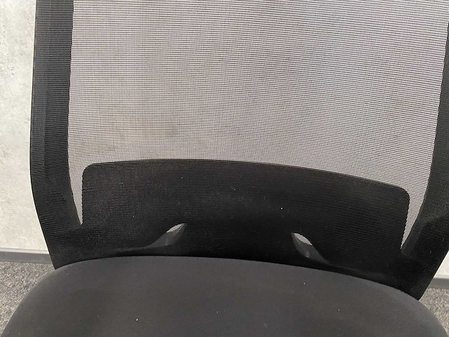 Interstuhl - ergonomische bureaustoel zwart - afbeelding 5 van  9