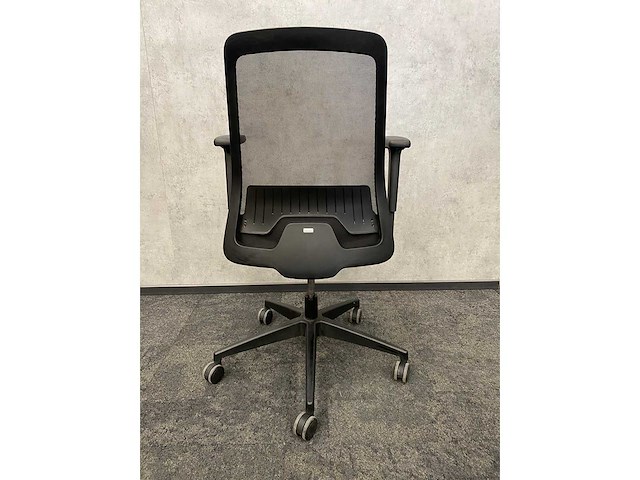 Interstuhl - ergonomische bureaustoel zwart - afbeelding 2 van  5