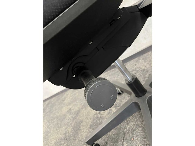 Interstuhl - ergonomische directie bureaustoel - afbeelding 1 van  7