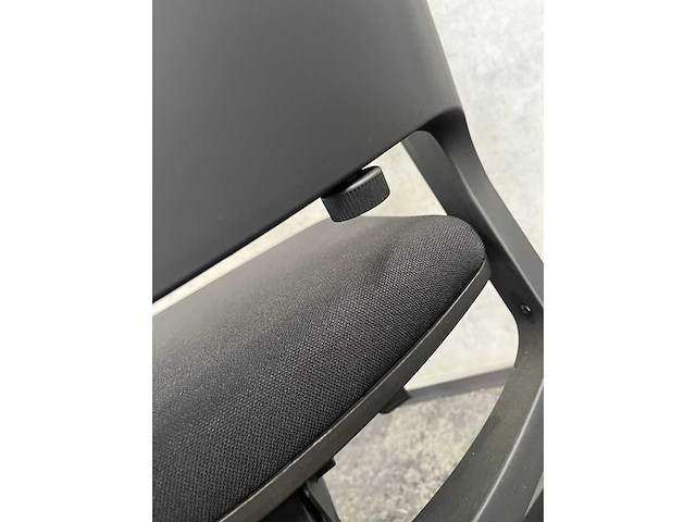 Interstuhl - ergonomische directie bureaustoel - afbeelding 10 van  10