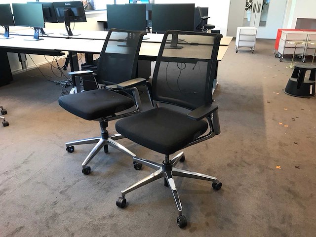 Interstuhl bureaustoel (2x) - afbeelding 1 van  4