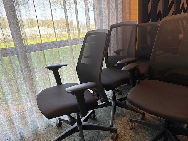 Interstuhl bureaustoel (verstelbaar) (13x) - afbeelding 4 van  6