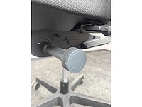 Interstuhl joyceis3 - ergonomische bureaustoel - afbeelding 2 van  12