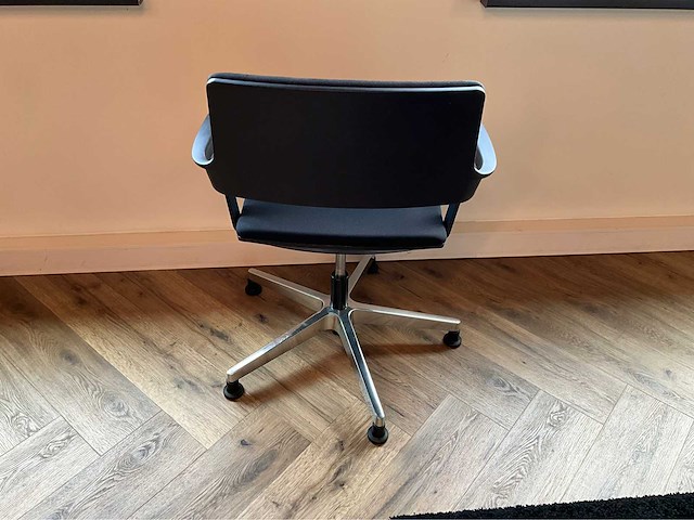 Interstuhl movv - vergaderstoel (6x) - afbeelding 2 van  5