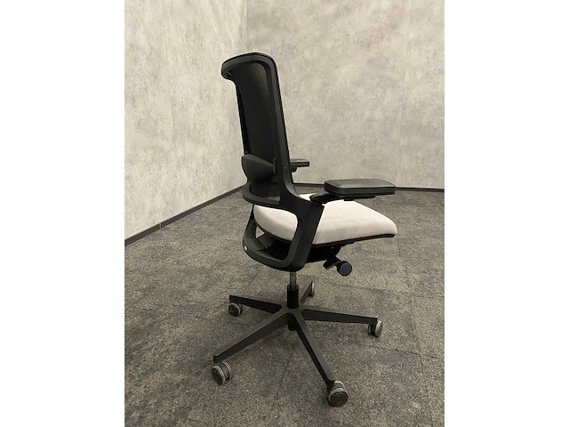 Interstuhl movy - ergonomische bureaustoel - afbeelding 13 van  14