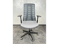 Interstuhl pureis3 - ergonomische bureaustoel - afbeelding 4 van  11
