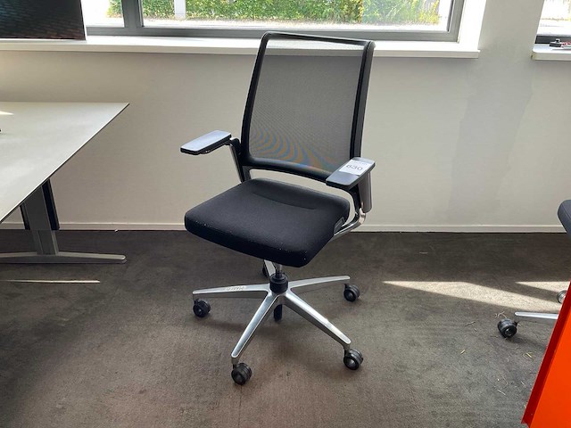 Interstuhl vintage bureaustoel - afbeelding 2 van  6