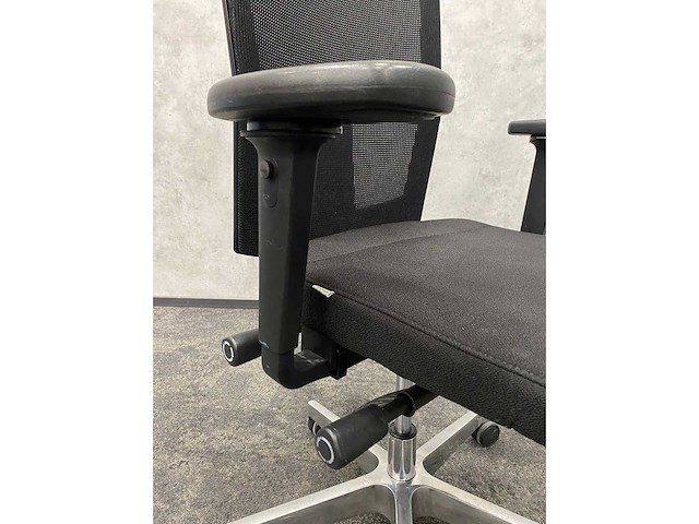 Interstul - ergonomische bureaustoel - afbeelding 3 van  16