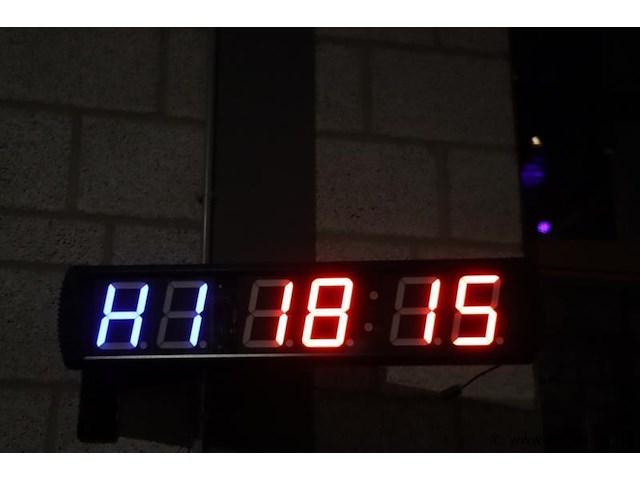 Intervaltimer incl.ophangbeugel - afbeelding 1 van  3