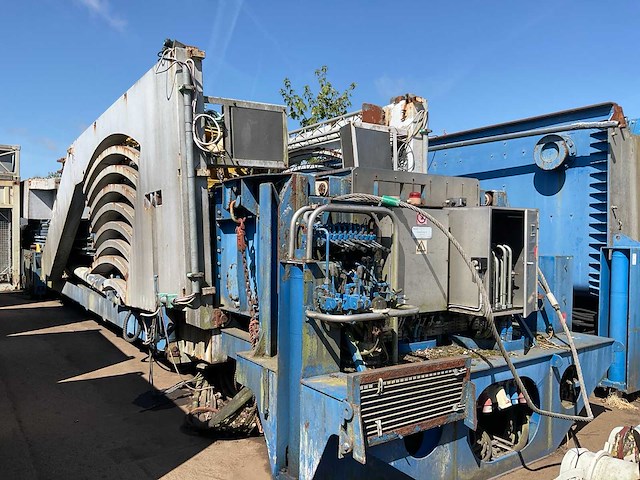 Interwell hydraulische boorinstallatie - afbeelding 7 van  12