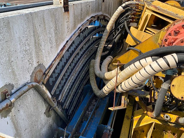 Interwell hydraulische boorinstallatie - afbeelding 10 van  12