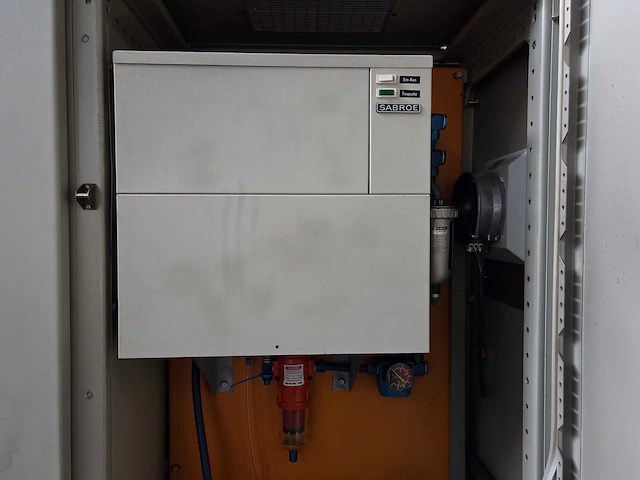 Intop - 1981 - cp - polijstfreesmachine - afbeelding 46 van  52