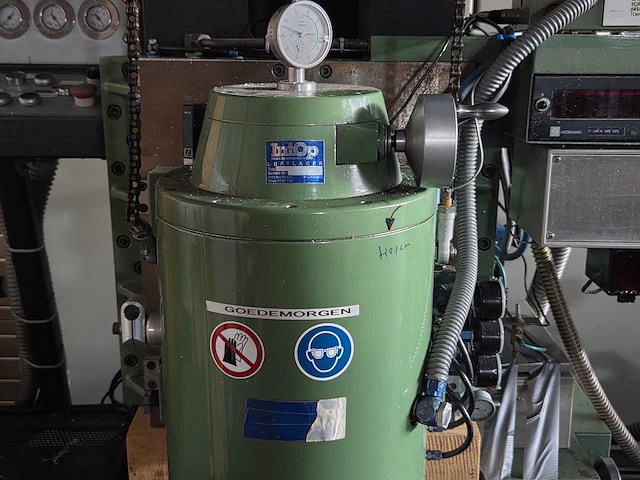 Intop - 1981 - cp - polijstfreesmachine - afbeelding 6 van  52
