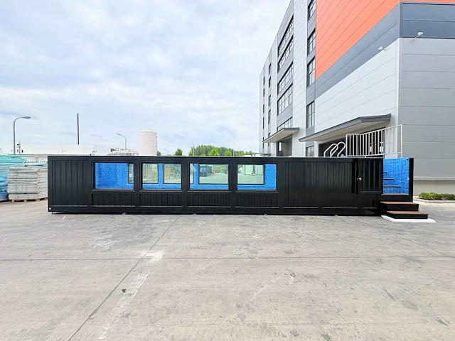 Intorelax 12 m (40 ft) container zwembad met ramen - afbeelding 9 van  13