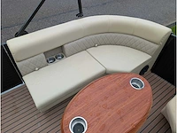 Intorelax boats 5,8x2,3 m 8/12 persoons boot consoleboot / pontonboot - afbeelding 82 van  97