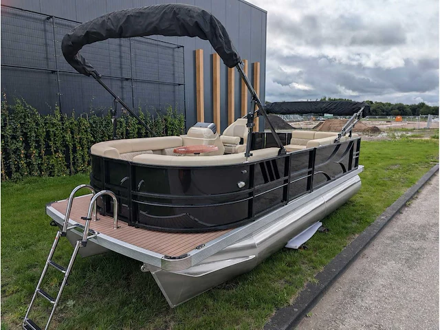 Intorelax boats 5,8x2,3 m 8/12 persoons boot consoleboot / pontonboot - afbeelding 77 van  103