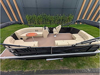 Intorelax boats 5,8x2,3 m 8/12 persoons boot consoleboot / pontonboot - afbeelding 9 van  82