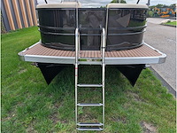 Intorelax boats 5,8x2,3 m 8/12 persoons boot consoleboot / pontonboot - afbeelding 51 van  82