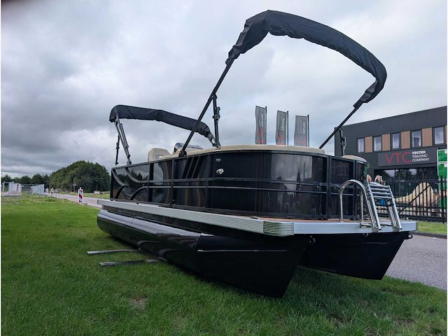 Intorelax boats 5,8x2,3 m 8/12 persoons boot consoleboot / pontonboot - afbeelding 53 van  82