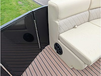 Intorelax boats 5,8x2,3 m 8/12 persoons boot consoleboot / pontonboot - afbeelding 67 van  82