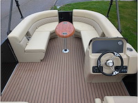 Intorelax boats 5,8x2,3 m 8/12 persoons boot consoleboot / pontonboot - afbeelding 79 van  82