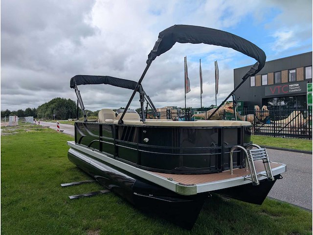 Intorelax boats 5,8x2,3 m 8/12 persoons boot consoleboot / pontonboot - afbeelding 6 van  64