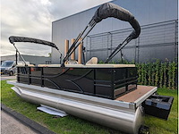 Intorelax boats 5,8x2,3 m 8/12 persoons boot consoleboot / pontonboot - afbeelding 6 van  95