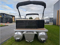 Intorelax boats 5,8x2,3 m 8/12 persoons boot consoleboot / pontonboot - afbeelding 11 van  95