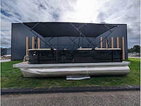 Intorelax boats 5,8x2,3 m 8/12 persoons boot consoleboot / pontonboot - afbeelding 12 van  95